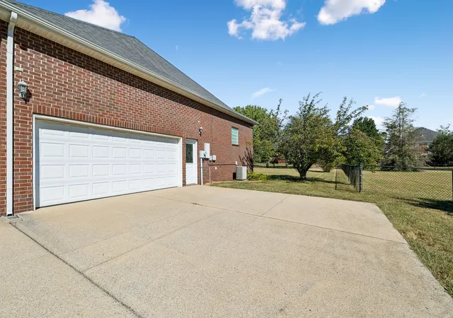 Photo 3 of Single family home for sale at 223 Mercedes Dr, Smyrna, TN 37167 | MLS# 3598101 | Listing updated on 2026-10-04