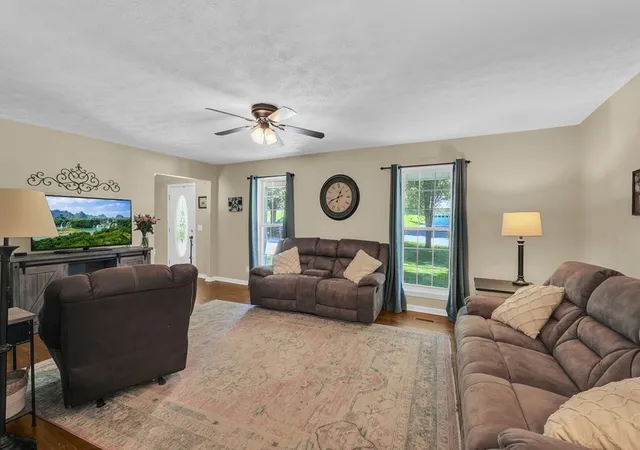 Photo 3 of Single family home for sale at 3151 Sparks Dr, Cookeville, TN 38506 | MLS# 3598548 | Listing updated on 2026-09-24