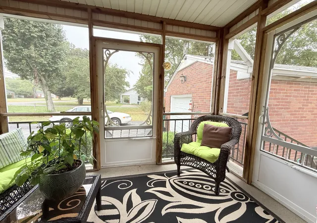 Photo 3 of Single family home for sale at 313 Castle Hts Ave, Lebanon, TN 37087 | MLS# 3599110 | Listing updated on 2026-09-27