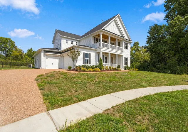 Photo 2 of Single family home for sale at 1322 Galloping Hl Way, Arrington, TN 37014 | MLS# 3597278 | Listing updated on 2026-09-23
