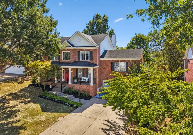 Photo 2 of Single family home for sale at 119 Chesapeake Harbor Blvd, Hendersonville, TN 37075 | MLS# 3597284 | Listing updated on 2026-10-08