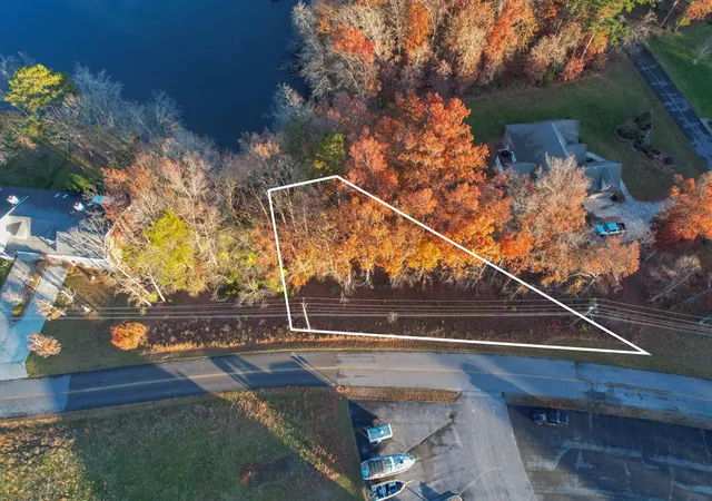 Photo 2 of Land for sale at 36 Deer Crk Dr, Crossville, TN 38571 | MLS# 3610661 | Listing updated on 2026-10-02