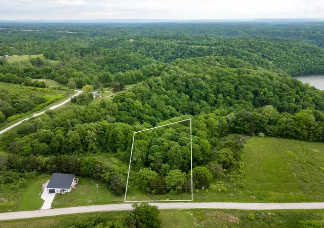 Photo 3 of Land for sale at 32 Lake Blf Rd, Baxter, TN 38544 | MLS# 3610669 | Listing updated on 2026-10-02
