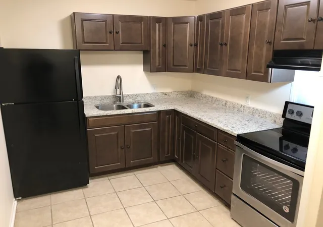 Photo 1 of Condo for sale at 441 Harding Pl #B3, Nashville, TN 37211 | MLS# 3597301 | Listing updated on 2026-09-21