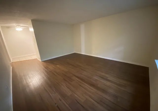 Photo 4 of Condo for sale at 441 Harding Pl #B3, Nashville, TN 37211 | MLS# 3597301 | Listing updated on 2026-09-21
