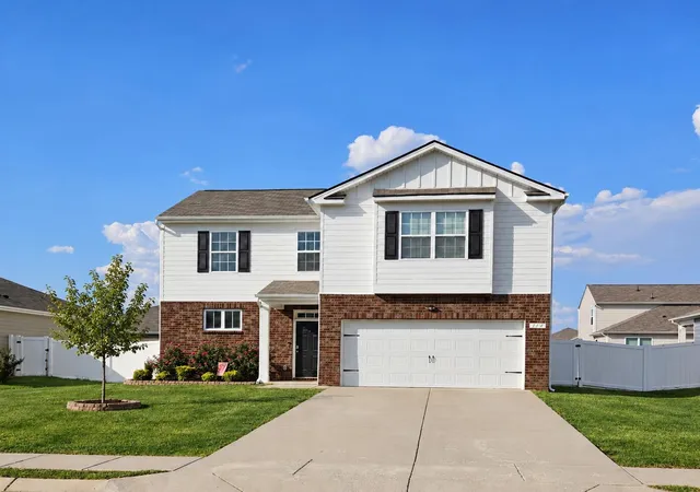 Photo 1 of Single family home for sale at 114 Stammer Farms Blvd, Chapel Hill, TN 37034 | MLS# 3597313 | Listing updated on 2026-10-06