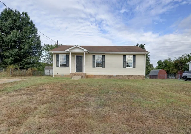 Photo 2 of Single family home for sale at 1022 Bush Ave, Oak Grove, KY 42262 | MLS# 3597347 | Listing updated on 2026-09-28