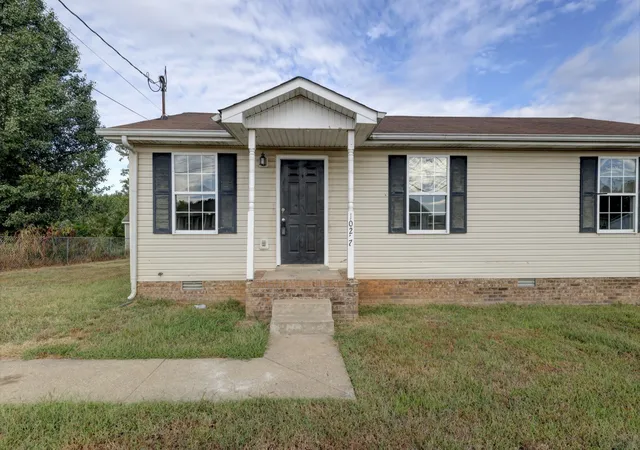 Photo 3 of Single family home for sale at 1022 Bush Ave, Oak Grove, KY 42262 | MLS# 3597347 | Listing updated on 2026-09-28