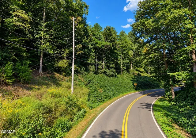 Photo 4 of Land for sale at 12 Pittman Ctr Rd, Sevierville, TN 37876 | MLS# 3597349 | Listing updated on 2026-10-07