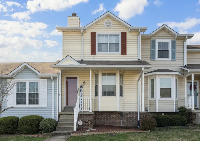 Photo 2 of Townhouse for sale at 61 Rolling Meadows Dr, Goodlettsville, TN 37072 | MLS# 3598042 | Listing updated on 2026-09-30