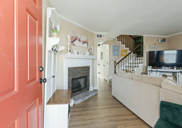 Photo 3 of Townhouse for sale at 61 Rolling Meadows Dr, Goodlettsville, TN 37072 | MLS# 3598042 | Listing updated on 2026-09-30