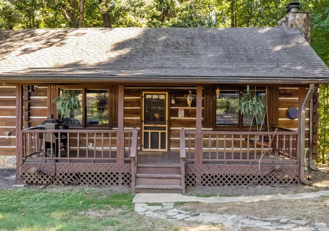 Photo 3 of Single family home for sale at 312 Broadview Dr, Dickson, TN 37055 | MLS# 3610126 | Listing updated on 2026-10-02