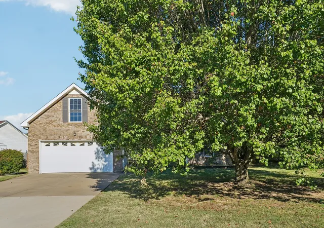 Photo 2 of Single family home for sale at 3358 Brownsville Rd, Clarksville, TN 37043 | MLS# 3620844 | Listing updated on 2026-10-28