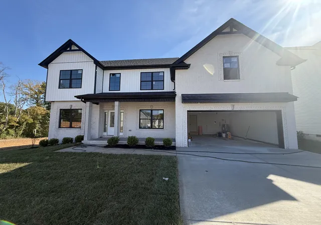 Photo 1 of Single family home for sale at 832 Burley Barn Rd, Clarksville, TN 37042 | MLS# 3597377 | Listing updated on 2026-10-11