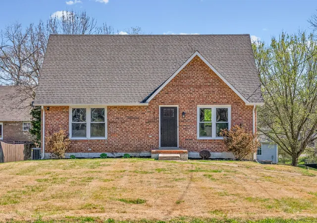 Single family home for sale at 1815 Palamino Dr, Clarksville, TN 37042 | MLS# 3597452