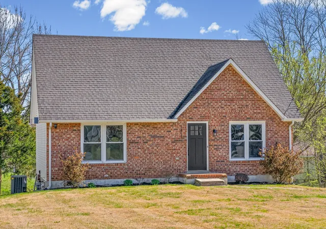 Photo 1 of Single family home for sale at 1815 Palamino Dr, Clarksville, TN 37042 | MLS# 3597452 | Listing updated on 2026-09-23
