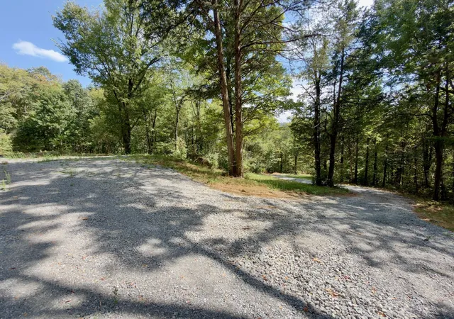 Photo 2 of Land for sale at 0 Ford Ln, Bradyville, TN 37026 | MLS# 3597416 | Listing updated on 2026-09-23