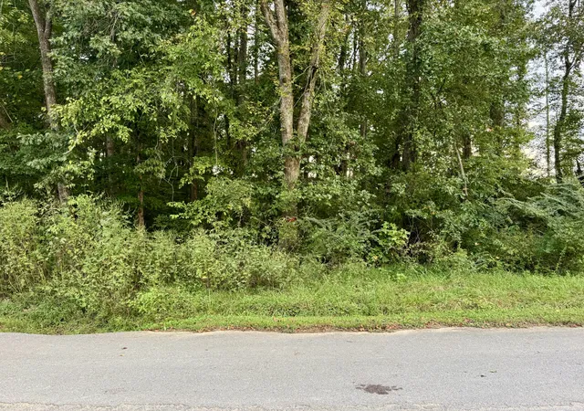 Photo 2 of Sale Pending at 802 Arwine Rd, Decatur, TN 37322 | MLS# 3598521 | Listing updated on 2026-10-08