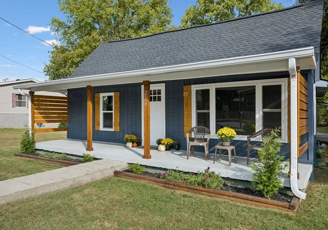 Photo 4 of Single family home for sale at 209 Olive St, Mount Pleasant, TN 38474 | MLS# 3597465 | Listing updated on 2026-10-08