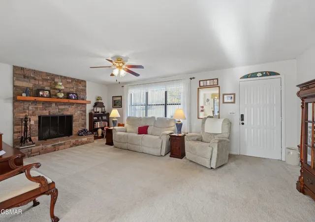 Photo 3 of Single family home for sale at 728 Schneider Ln, Sevierville, TN 37862 | MLS# 3597433 | Listing updated on 2026-09-22