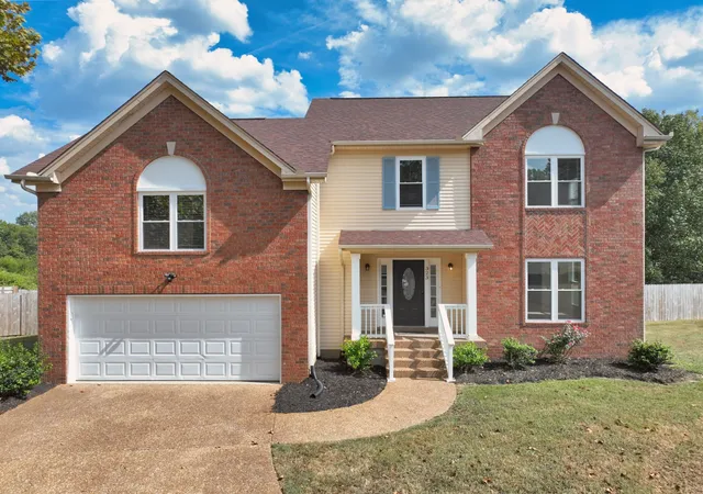 Photo 2 of Single family home for sale at 323 Witham Ct, Goodlettsville, TN 37072 | MLS# 3597727 | Listing updated on 2026-10-19