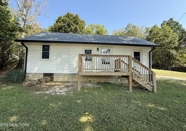 Photo 1 of Single family home for sale at 4397 Round Mountain Rd, Jamestown, TN 38556 | MLS# 3597463 | Listing updated on 2026-09-22