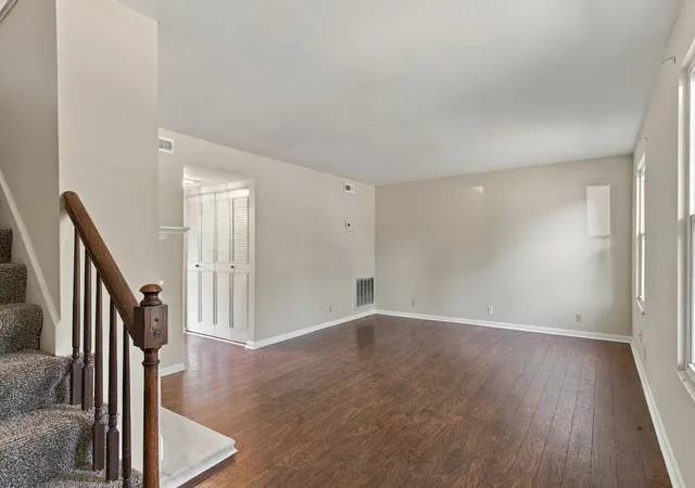 Photo 3 of Townhouse for sale at 5510 Country Dr #133, Nashville, TN 37211 | MLS# 3597488 | Listing updated on 2026-10-09