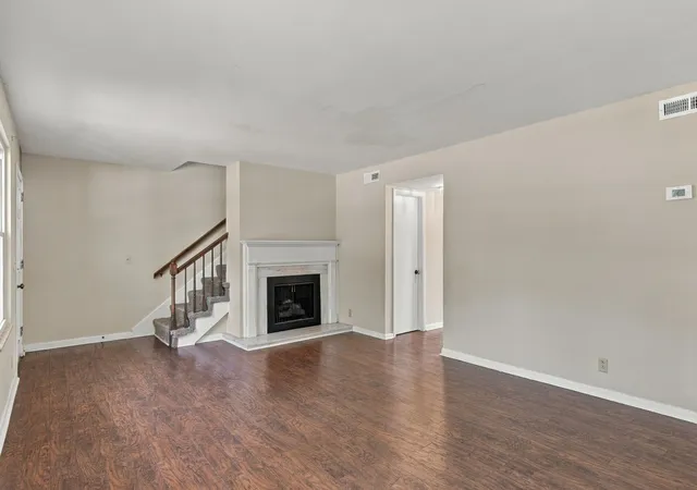 Photo 3 of Townhouse for sale at 5510 Country Dr #133, Nashville, TN 37211 | MLS# 3597488 | Listing updated on 2026-10-09