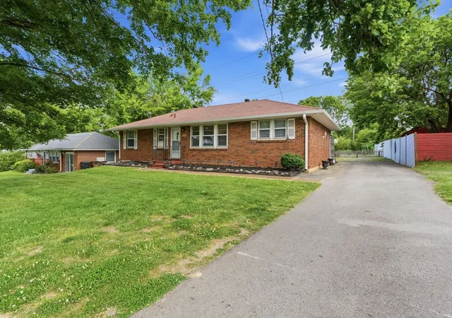 Photo 2 of Single family home for sale at 2636 Woodberry Dr, Nashville, TN 37214 | MLS# 3597472 | Listing updated on 2026-09-22