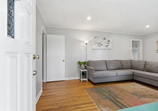 Photo 4 of Single family home for sale at 2636 Woodberry Dr, Nashville, TN 37214 | MLS# 3597472 | Listing updated on 2026-09-22