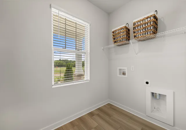 Photo 4 of Single family home for sale at 618 Foxglove Ln, Clarksville, TN 37043 | MLS# 3597470 | Listing updated on 2026-09-22