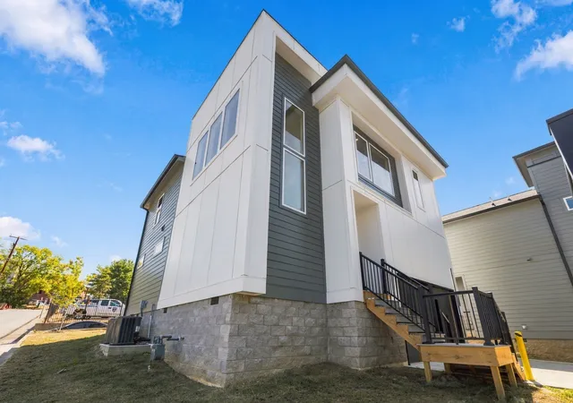 Single family home for sale at 1132b 38th Avenue N, Nashville, TN 37209 | MLS# 3597707