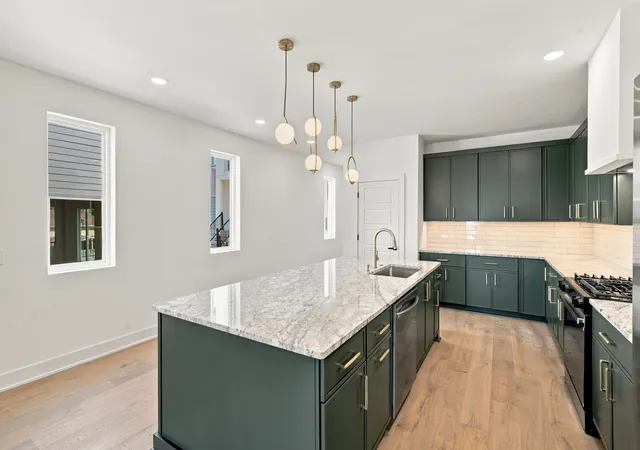 Photo 1 of Single family home for sale at 1126 38th Avenue N, Nashville, TN 37209 | MLS# 3597692 | Listing updated on 2026-09-22