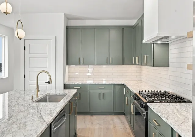 Photo 4 of Single family home for sale at 1126 38th Avenue N, Nashville, TN 37209 | MLS# 3597692 | Listing updated on 2026-09-22