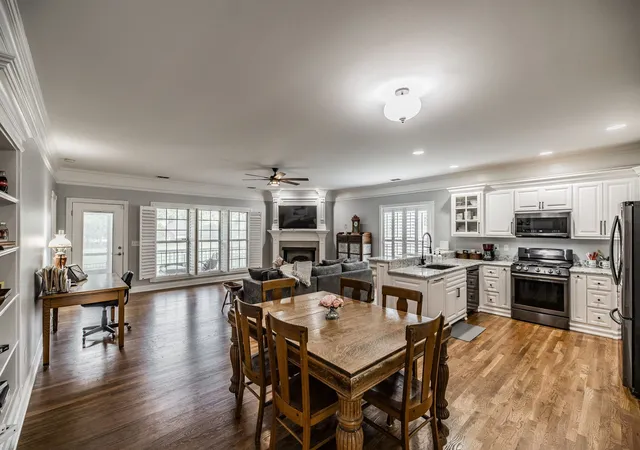 Photo 3 of Single family home for sale at 1119 Fairvue Village Ln, Gallatin, TN 37066 | MLS# 3597554 | Listing updated on 2026-09-23