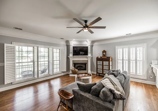 Photo 3 of Single family home for sale at 1119 Fairvue Village Ln, Gallatin, TN 37066 | MLS# 3597554 | Listing updated on 2026-09-23