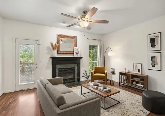 Photo 3 of Single family home for sale at 6721 Autumnwood Dr, Nashville, TN 37221 | MLS# 3597749 | Listing updated on 2026-09-22