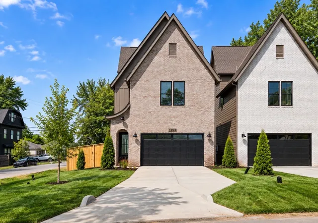 Single family home for sale at 325b Vivelle Ave, Nashville, TN 37210 | MLS# 3597534