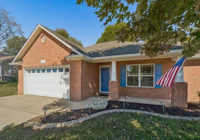 Photo 1 of Single family home for sale at 2008 Sparrow St, Spring Hill, TN 37174 | MLS# 3623485 | Listing updated on 2026-10-25