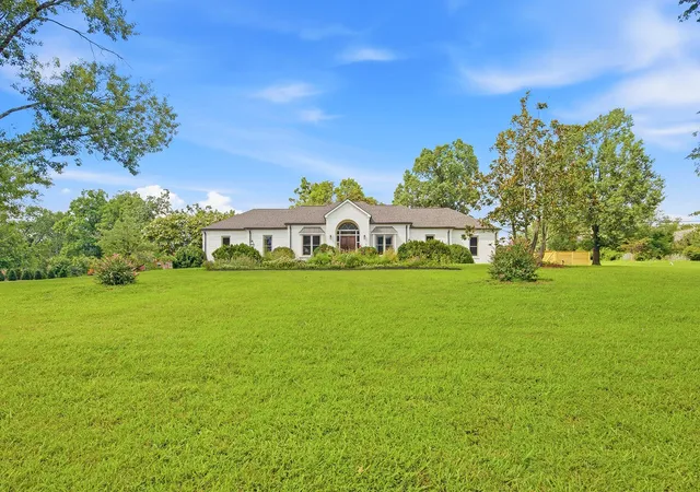 Photo 1 of Single family home for sale at 6436 Worchester Dr, Nashville, TN 37221 | MLS# 3597509 | Listing updated on 2026-09-22