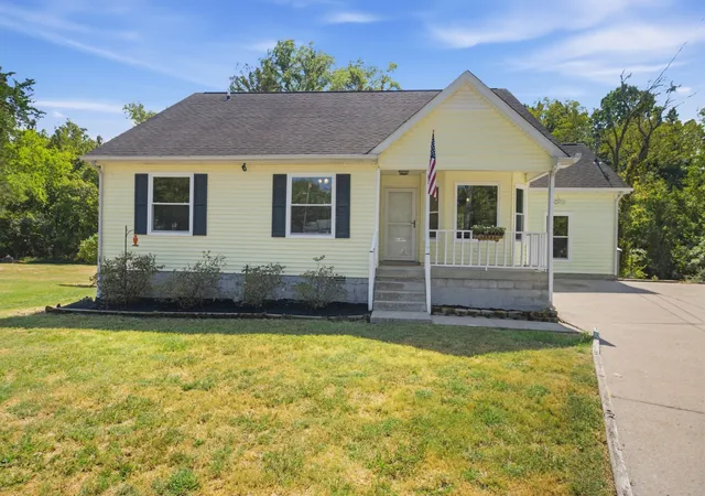 Photo 2 of Single family home for sale at 509 Pine View Ct, Hermitage, TN 37076 | MLS# 3597553 | Listing updated on 2026-10-07