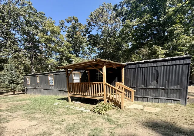 Photo 1 of Manufactured home for sale at 6898 Oak Hl Rd, Lyles, TN 37098 | MLS# 3597802 | Listing updated on 2026-10-11