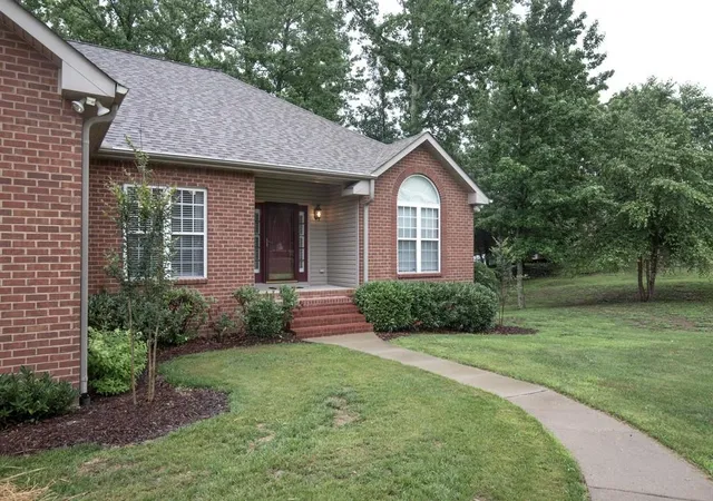 Photo 3 of Single family home for sale at 512 Chelsea Ln, Lebanon, TN 37090 | MLS# 3597593 | Listing updated on 2026-10-07