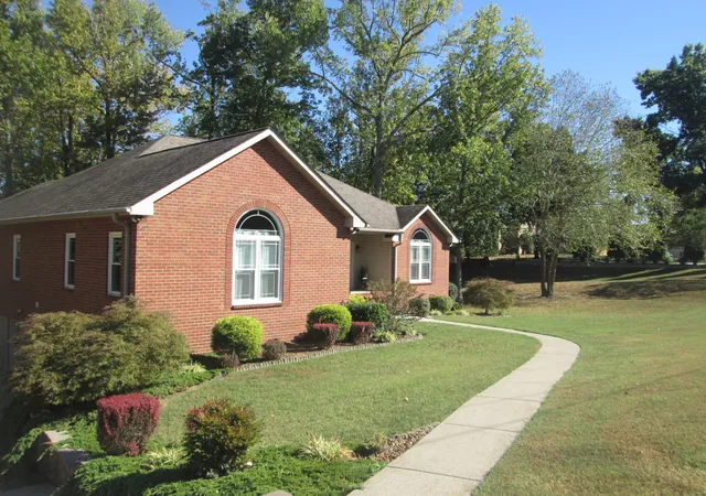 Photo 2 of Single family home for sale at 512 Chelsea Ln, Lebanon, TN 37090 | MLS# 3597593 | Listing updated on 2026-10-07