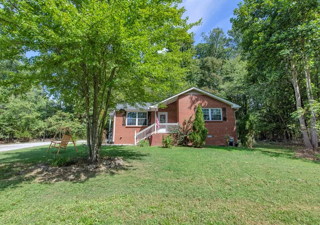 Photo 4 of Single family home for sale at 6724 E Benton Rd, Springfield, TN 37172 | MLS# 3597864 | Listing updated on 2026-09-23