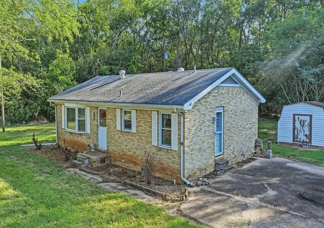 Photo 3 of Single family home for sale at 128 School House Rd, Gracey, KY 42232 | MLS# 3602277 | Listing updated on 2026-09-29