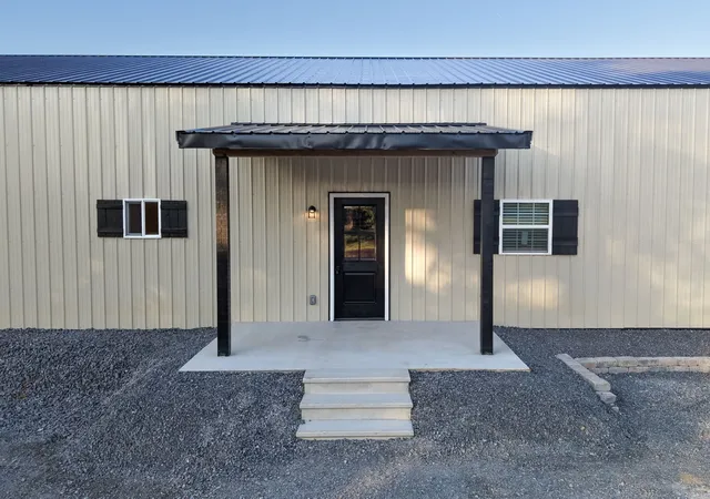 Photo 4 of Single family home for sale at 1024 Highway 64 W, Shelbyville, TN 37160 | MLS# 3597589 | Listing updated on 2026-09-22
