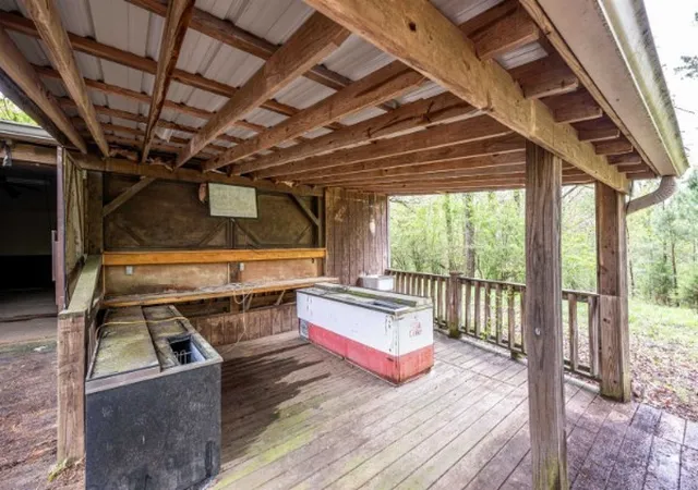 Photo 4 of Single family home for sale at 752 Bobs Landing Rd, Bath Springs, TN 38311 | MLS# 3598667 | Listing updated on 2026-09-24