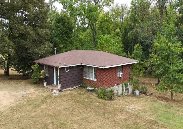 Photo 2 of Single family home for sale at 2508 Eastland Ave, Nashville, TN 37206 | MLS# 3597697 | Listing updated on 2026-09-23