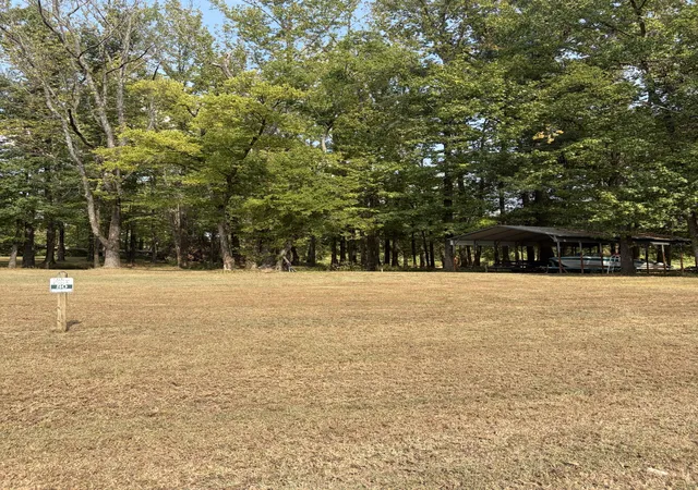 Photo 2 of Single family home for sale at 920 Elizabeth Ln, Savannah, TN 38372 | MLS# 3597647 | Listing updated on 2026-09-22